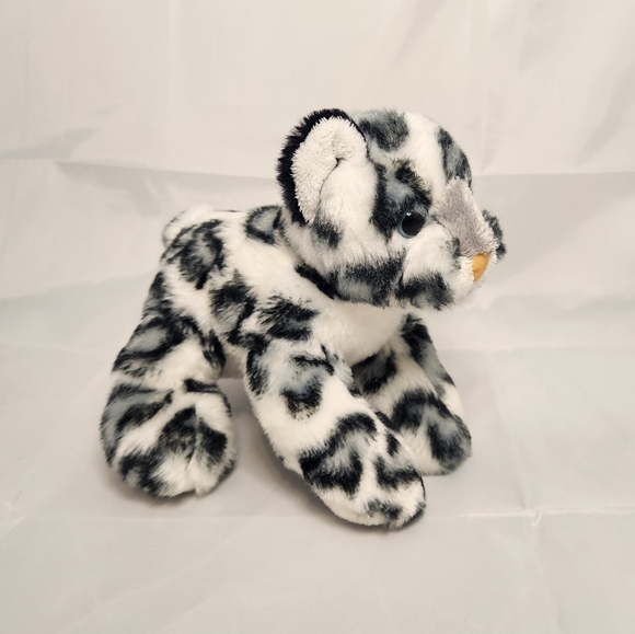 7 1/2” Mini Aurora Snow Leopard Plush Stuffed Animal - Picture 1 of 11